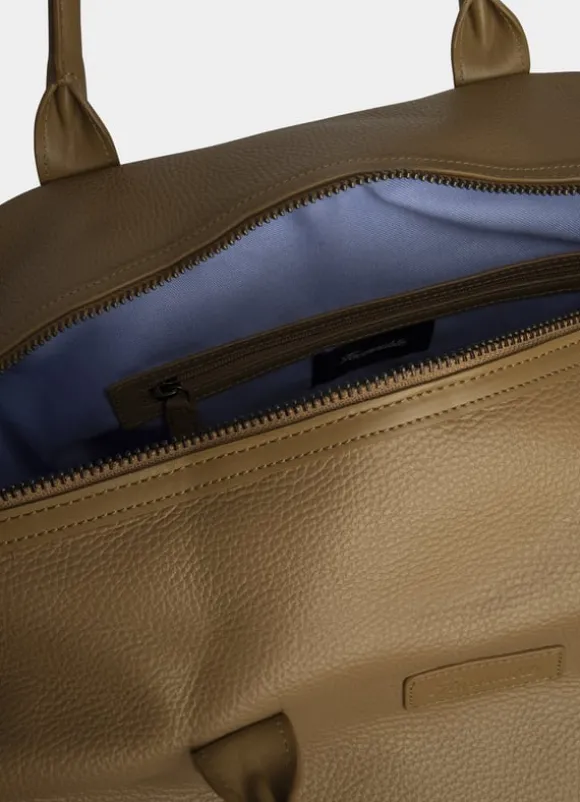 leather travel bag