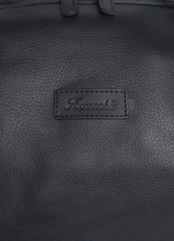 leather travel bag