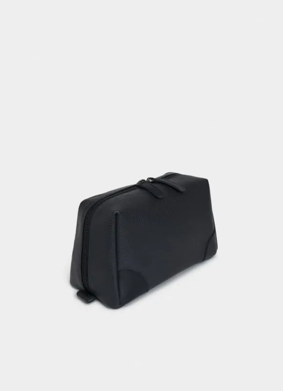 leather washbag