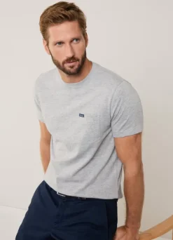 regular fit front pocket t-shirt