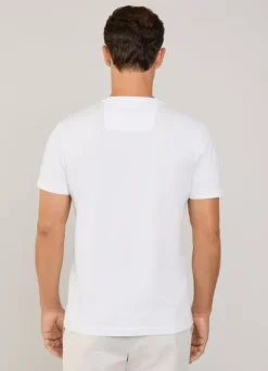 regular fit front pocket t-shirt