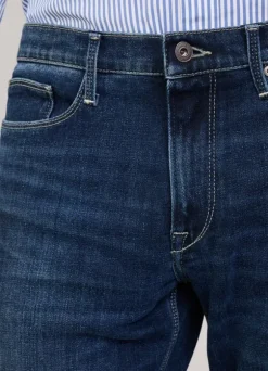 regular fit worn effect jeans