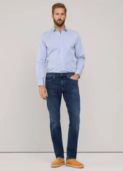 regular fit worn effect jeans