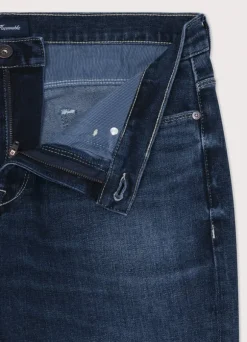 regular fit worn effect jeans